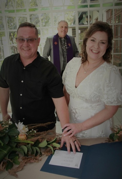 Wedding ceremony by Dr. Gerrit Rademeyer in Tongaat